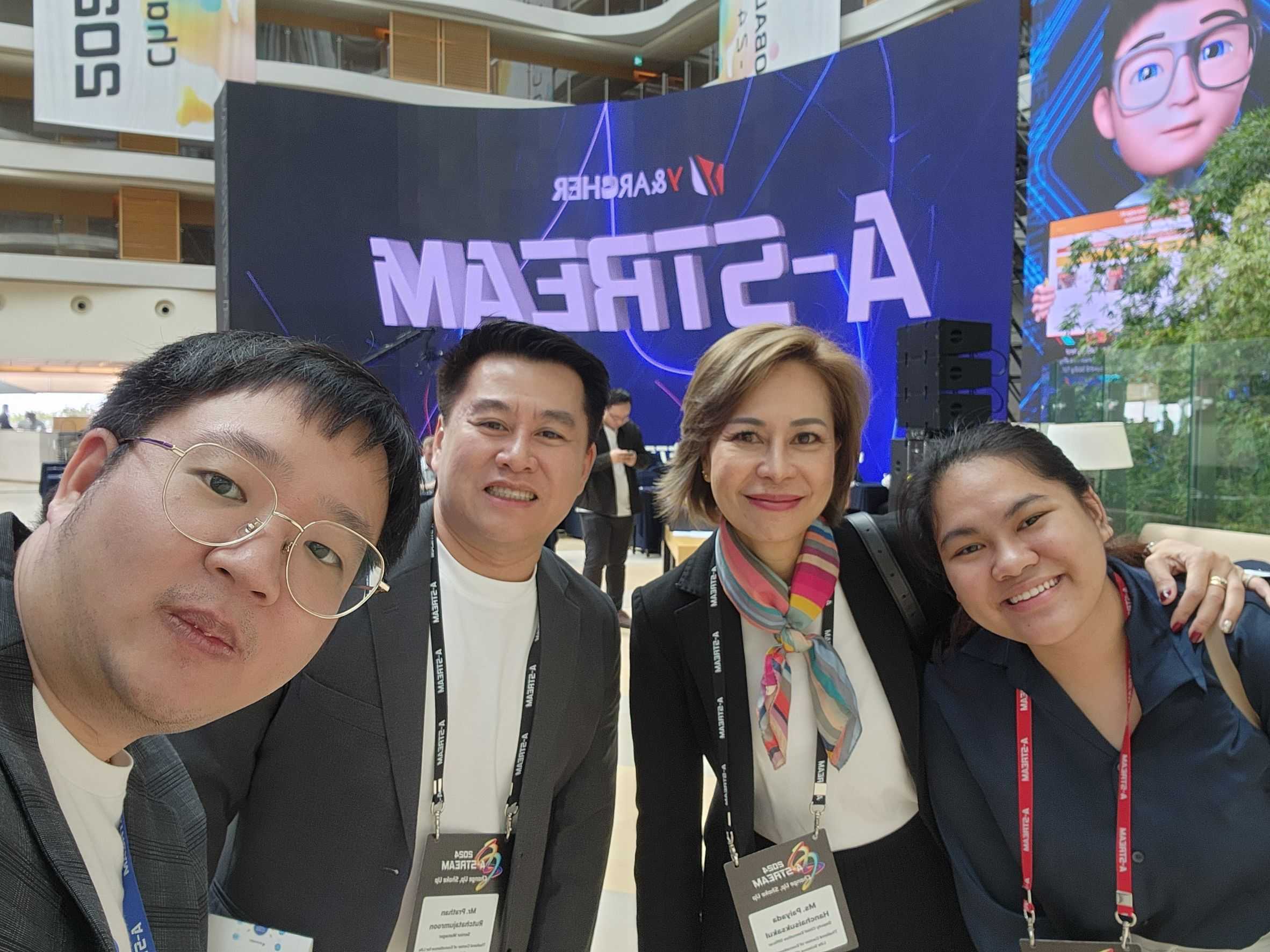 Dr. Paponwit Chaiwatthanodom, CEO of Agnos Health, is attending the A-STREAM 2024 event in Jeju.
